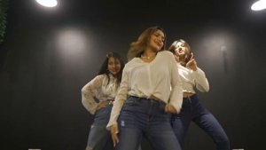 Desperado dance cover | Twink Carol, Shanti Rehman , Aritri | Desperado by raghav