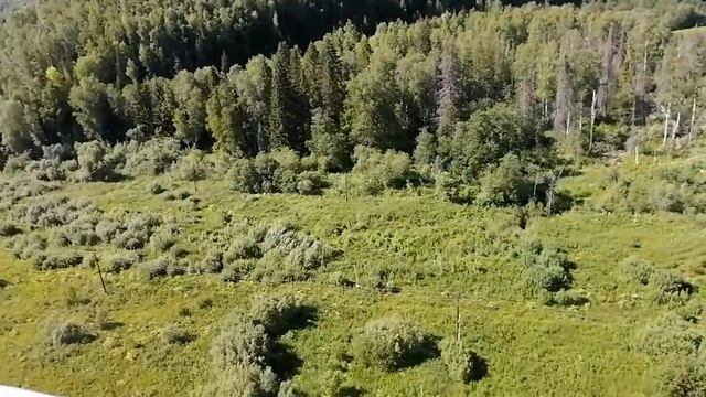 Уборка старого щебня на ЖД мосту смотреть онлайн