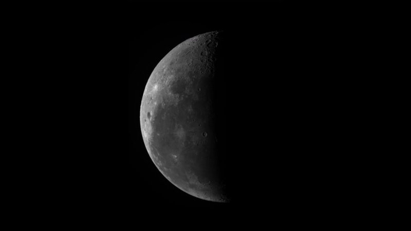 Moon with Svbony SV503 70F6 telescope, 2022\01\26, 05:07