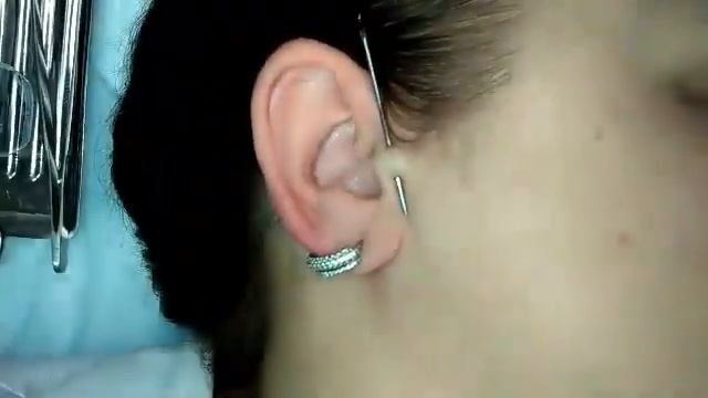 Пирсинг в салоне красоты "Ажур" смотреть онлайн