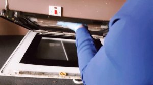 HOW TO OPEN AND CLEAN YOUR OVEN GLASS DOOR : WHIRLPOOL BRAND