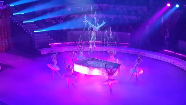 Редкий номер. "Бурлеск". смотреть онлайн