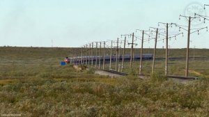 Скорый, фирменный поезд №42 Москва - Воркута. Съёмка: Воркутинский район.