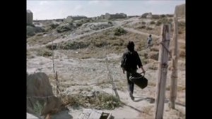 Моро, едет к морю.