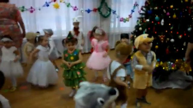 Новогодний утренник в группе раннего возраста № 1, 27 12 2017