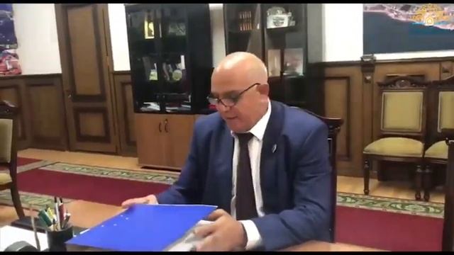 Встреча мэра Дербента Хизри Абакарова с председателем правления "Азерхалча" Видади Мурадовым смотреть онлайн