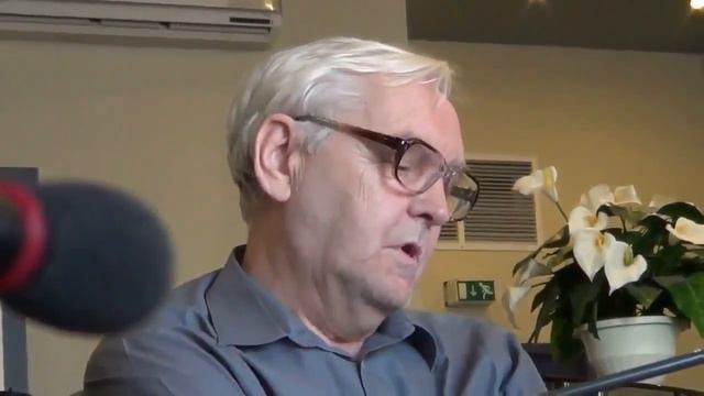 Он не ест ничего уже 2 года  (Дмитрий Лапшинов)