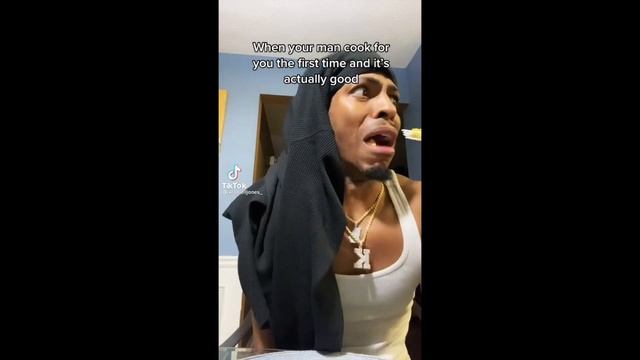 TikTok @bydney.y "HOLD UP Wait a minute" Compilation