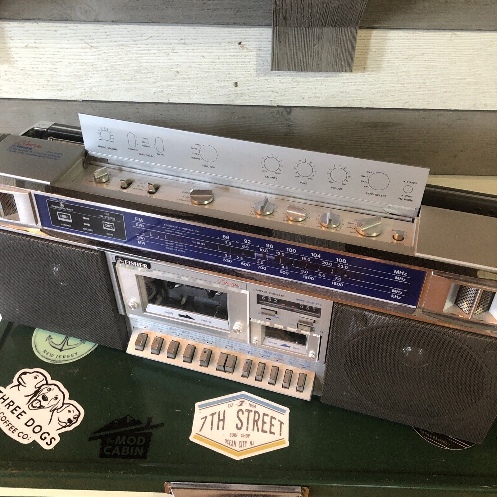 Fisher PH-M77 Boombox MikroCassette Radio Vintage Ghettoblaster Rare.