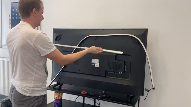 So wird der Philips Hue Play Gradient Lightstrip montiert смотреть онлайн