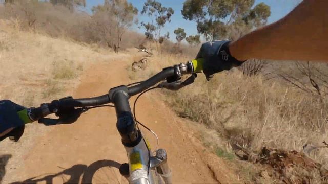 Retro Vs Modern MTB. Just how far has MTB technology come in 26 years? GT Force 29 vs GT Vintage MT смотреть онлайн