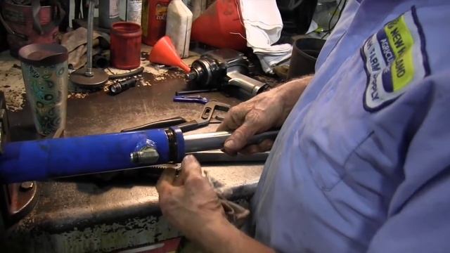 How Does a Hydraulic Cylinder Work? смотреть онлайн