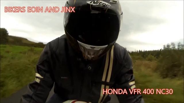 HONDA VFR 400 EXHAUST [FLY BY][REVVING] [ACCELERATION] смотреть онлайн
