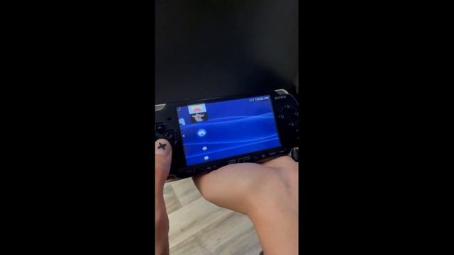 Приставка Sony PSP Slim 2001 + 12 игр смотреть онлайн