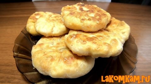 Лепешки с начинкой. Съедаются за минуту. Супер рецепт за 45 рублей