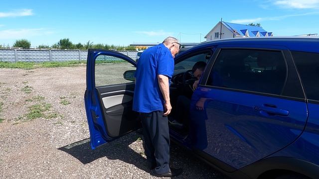 РЕЗКИЙ ВЗЛЕТ ЦЕН НА ВЕСТЫ В АВГУСТЕ! Успел забрать по старой цене новую LADA VESTA SW CROSS 2022
