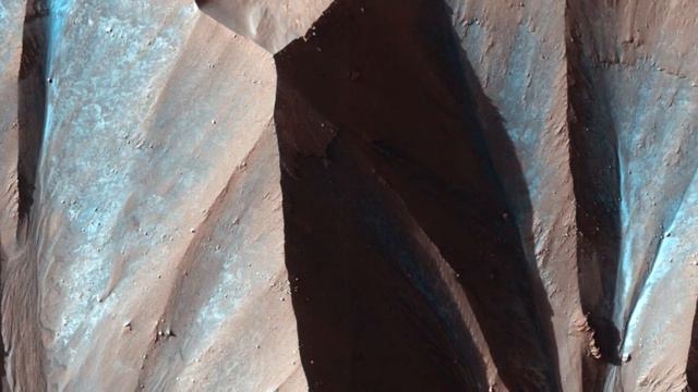 Современная активность в оврагах на Марсе смотреть онлайн