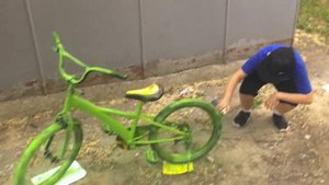 Покраска велосипеда баллончиком | Как покрасить велик своими руками | Color with spray paint