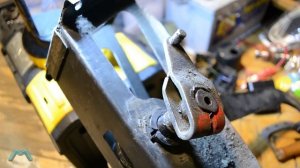 Если сломалась педаль сцепления Москвич 2141