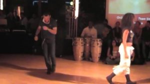 Salsa performance  Salsa Heat social ~ Ataca y La Alemana