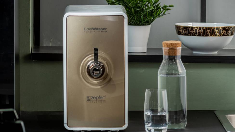 Сила чистой воды: презентация Aqueena Pro и Edelwasser