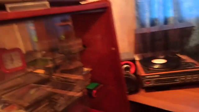 Листая старые пластинки (В гостях у Виктора). Высоцкий. Про жирафа и Инструкция. смотреть онлайн