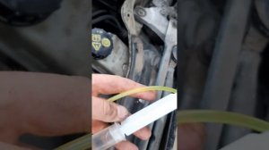 Чистка дренажа люка в волво40