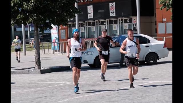 Донецк, +36 в тени, соревнование Беговая Весна 2020 смотреть онлайн