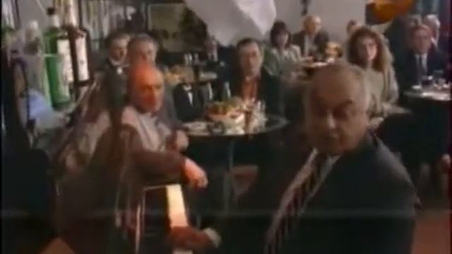 Видео анекдот про мужика, который продавал петуха (Левон Оганезов)