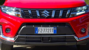 Гибрид Suzuki Vitara 2020 интерьер, экстерьер и привод.