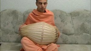 Урок игры на Мриданге 1 – Постановка тела