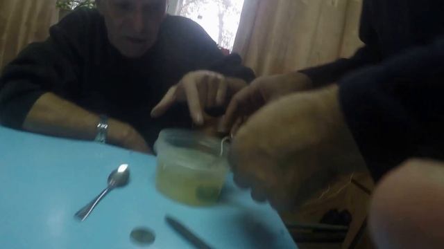 Как мы очищали монеты от коррозии смотреть онлайн