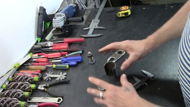 Самый простейший , самодельный съёмник рулевых наконечников и шаровых ...