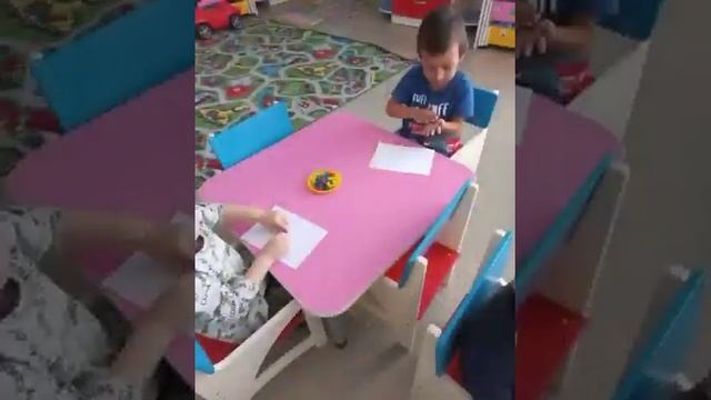 Занятия по лепке во второй младшей группе на тему: «Гусеница». смотреть онлайн