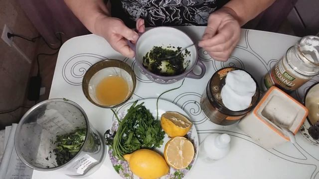 Как быстро  избавиться от старческих пятен на лице и руках. Лучшие рецепты!