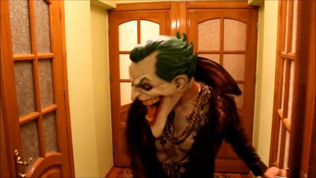 Злая ведьма поцелуй Супермена против Принцесса Рапунцель против Злого Джокера. смотреть онлайн