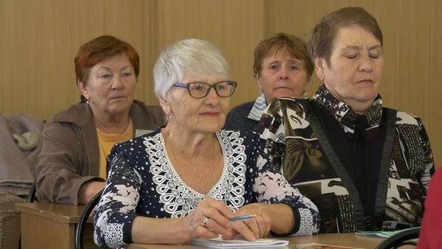 Проект "Равный равному". Центр социальной поддержки пожилых и инвалидов "Горизонт".