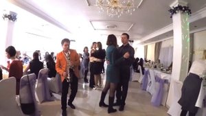 Ведущий -тамада в СПБ Амосов Михаил -самые веселые свадьбы!.mp4