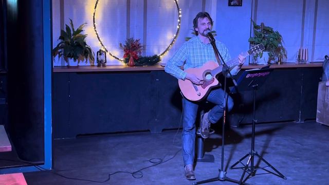 Письмо - Егор Гагин, исполняет под гитару в баре Есенин в Минске смотреть онлайн