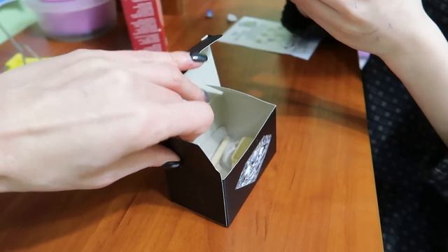 ВЛОГ Нас пригласили как экспертов .Убрали елку и нашли бриллиант.Кире плохо смотреть онлайн