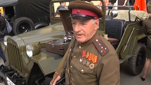 Ретро пробег автомобилей смотреть онлайн