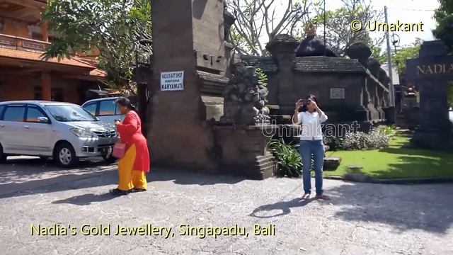 Nadia's Gold and Silver Batik- Outside View- Bali Sightseeing смотреть онлайн