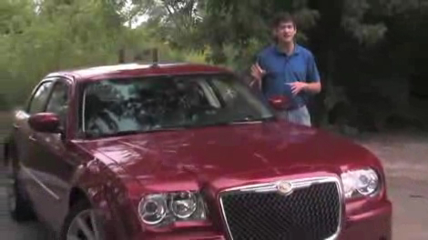 2009 Chrysler 300C SRT8 смотреть онлайн