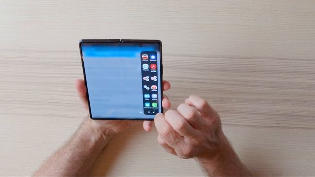 Quello che nessuno vi ha detto! Samsung GALAXY Z FOLD 2: LA RECENSIONE! смотреть онлайн