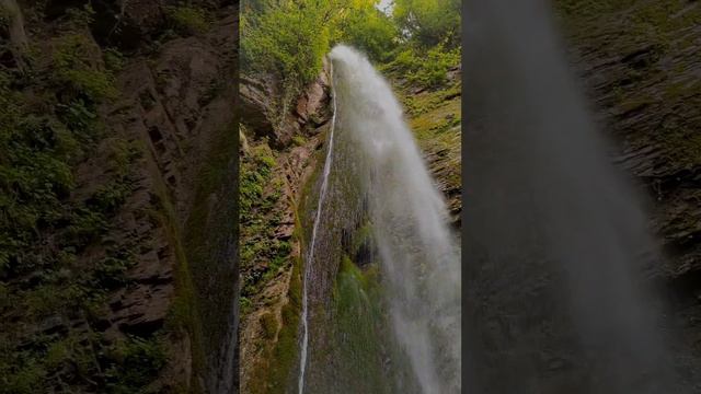 водопад хрустальный! высота 35 метров.Краснодарский край, Чвижепсе.