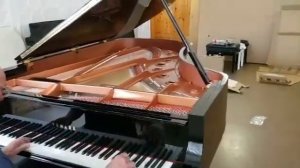 Просто божественное звучание рояля ( YAMAHA )