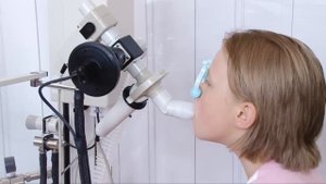 Астма: взрослая болезнь у детей