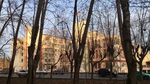 Улица Производственная. Осенний вечер - город Киров.