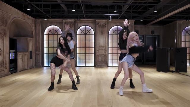 BLACKPINK - Lovesick Girl dance practice mirrored