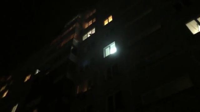 Как вынести елку из дома по быстрому смотреть онлайн